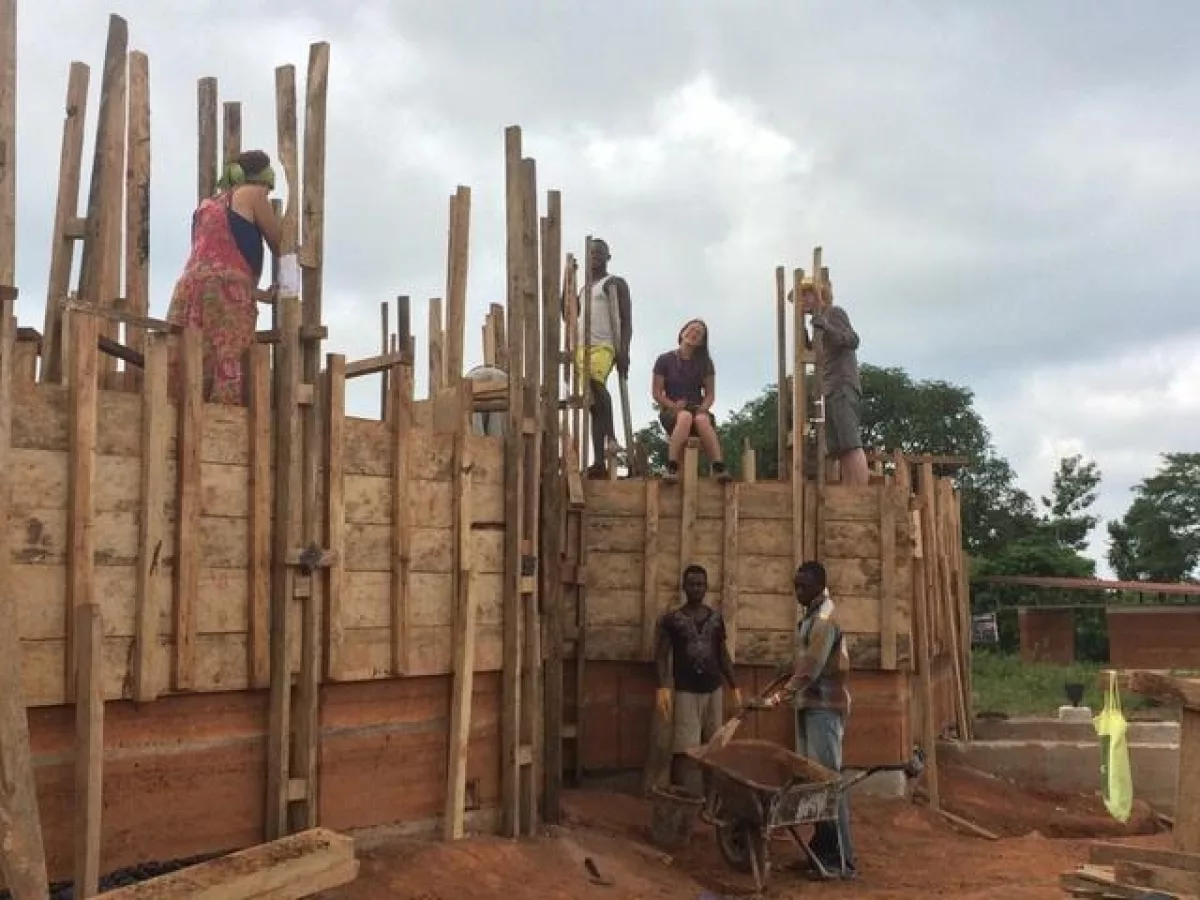 Angeles hevia kente house ghana 01