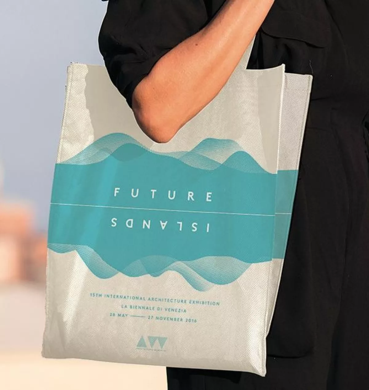 Nzia a w nz venice tote bag 01